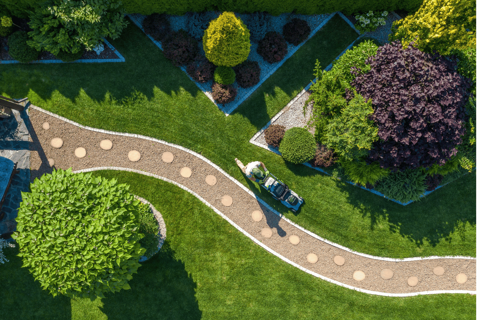 Landscape gardening in palm jumeirah